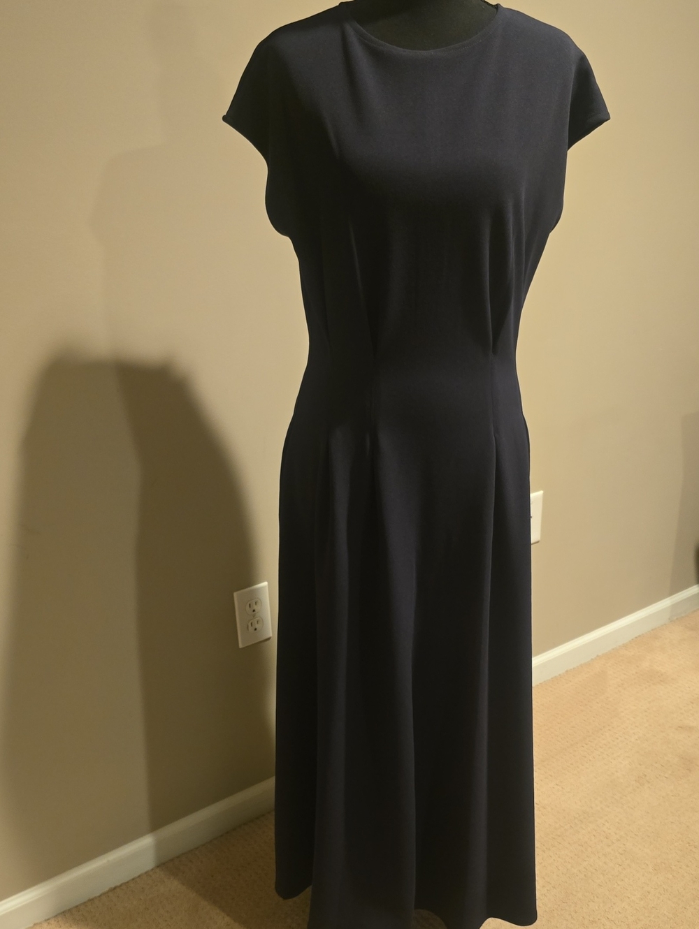 Elegant Navy Cap-Sleeve Maxi Dress